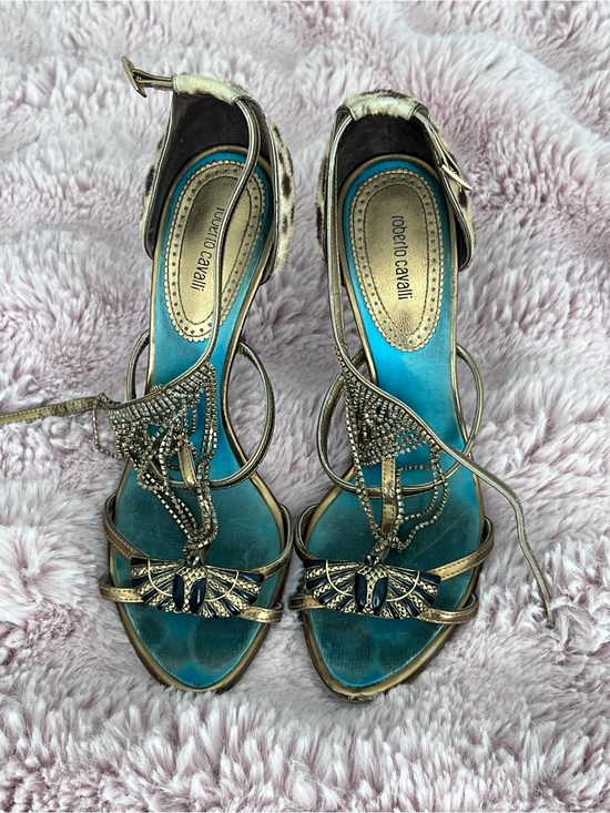 Roberto Cavalli Shoes - Vintage Roberto Cavalli Gold Strappy Heeled Sandals Turquoise soles 💙
size 38
